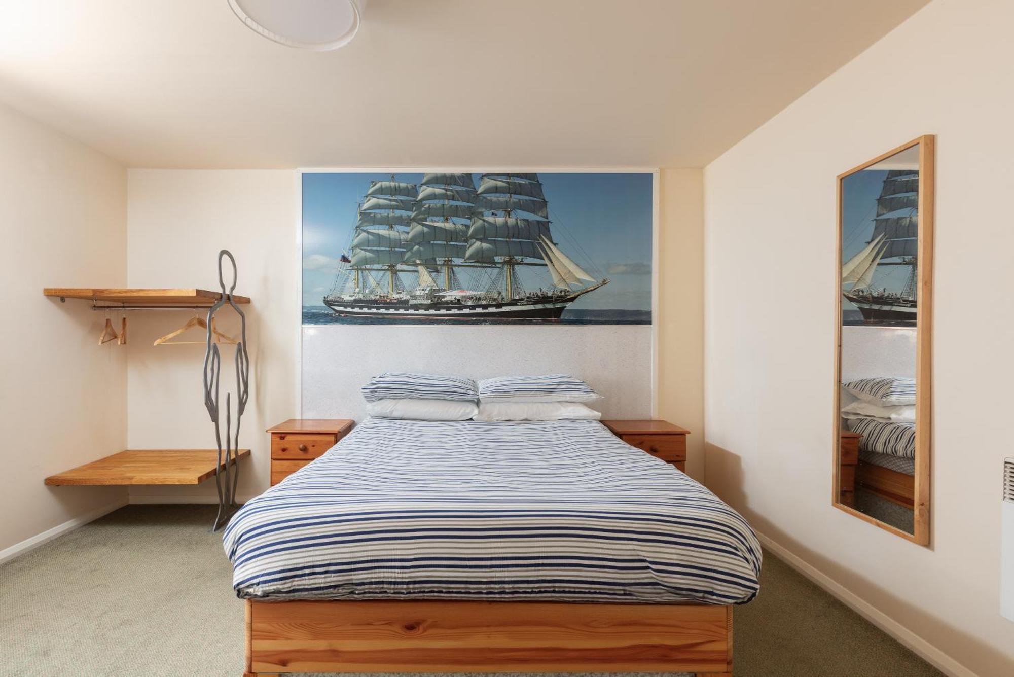 ويتبي Discovery Accommodation المظهر الخارجي الصورة