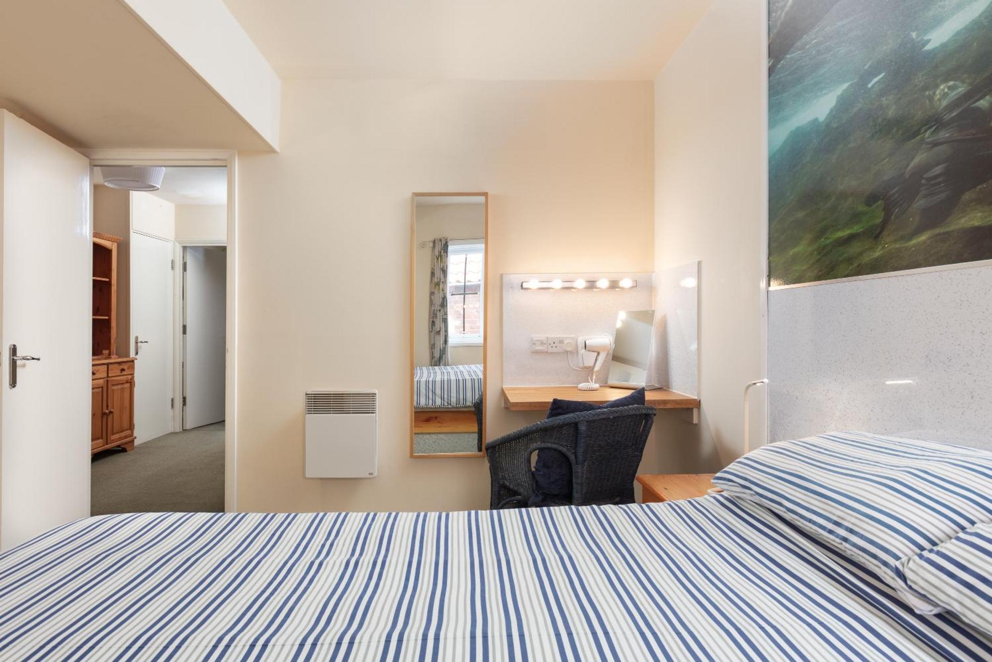 ويتبي Discovery Accommodation المظهر الخارجي الصورة
